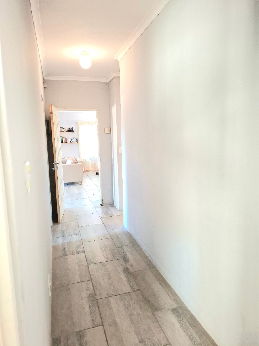 4 Bedroom Property for Sale in Sunkist Estate Western Cape